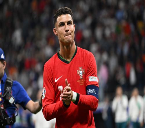 金年会下载-包含领先优势明显引发热议!,C罗在日本队比赛中险胜热度持续攀升的词条