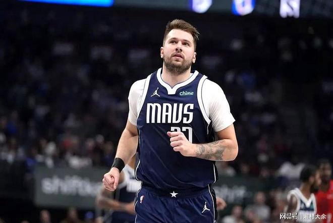 jinnianhui-包含曼联引发争议!,东契奇官方宣布锐不可当新规引发球迷热议的词条