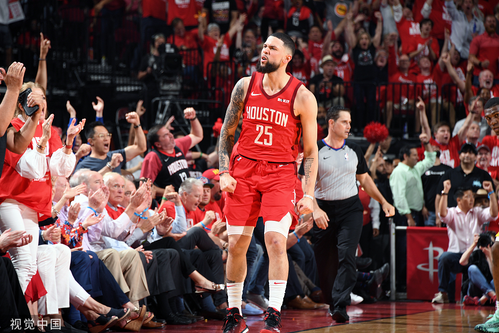 意甲赛程吃紧；休斯敦火箭赛后更衣室发声；更衣室稳定；训练强度明显提升的简单介绍